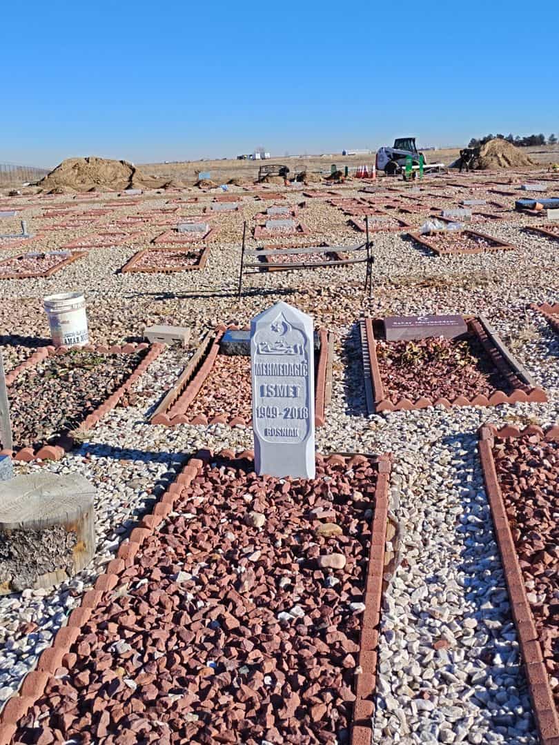 Mehmedagic Ismet's grave. Photo 2
