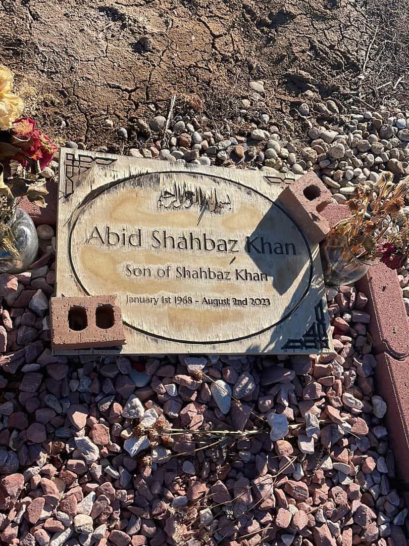 Abid Shahbaz Khan's grave. Photo 1