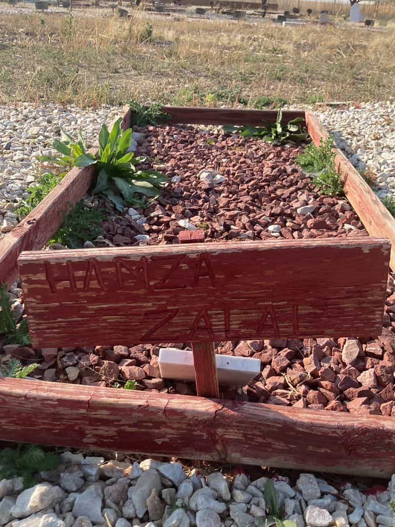 Hamza Zalal's grave. Photo 3