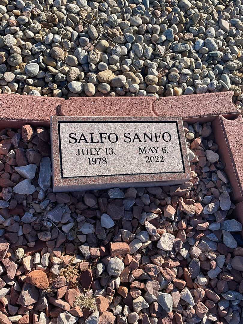 Salfo Sanfo's grave. Photo 1