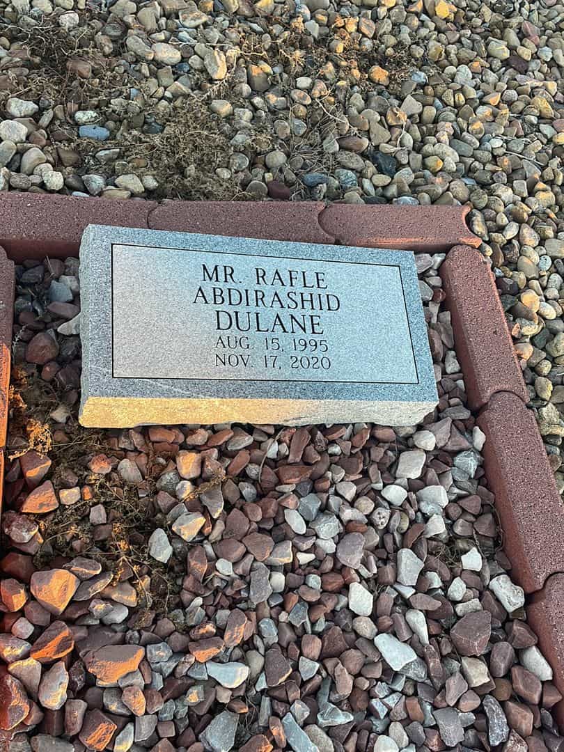 Mister Rafle Abdirashid Dulane's grave. Photo 1