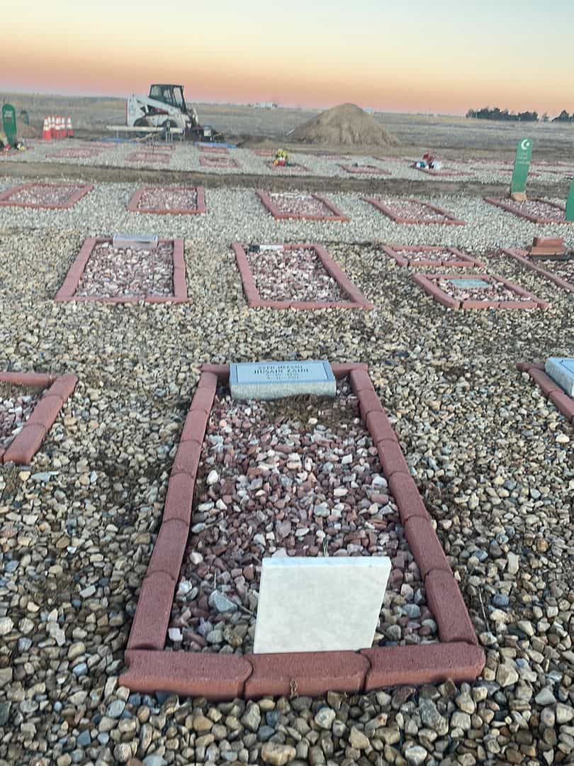 Syed Meesaq Husain Zaidi's grave. Photo 2