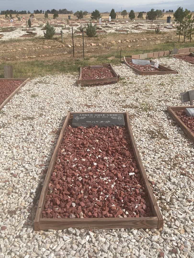 Ahmed Omer Urde's grave. Photo 2