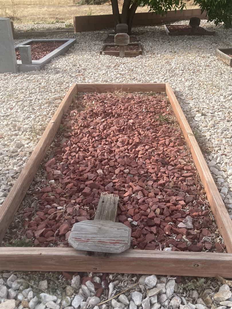 Jeandrine C. Cohran's grave. Photo 1