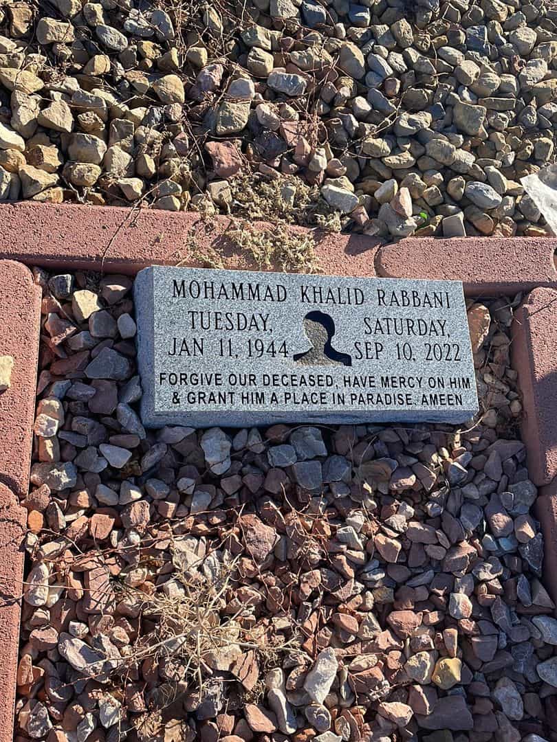 Mohammad Khalid Rabbani's grave. Photo 1