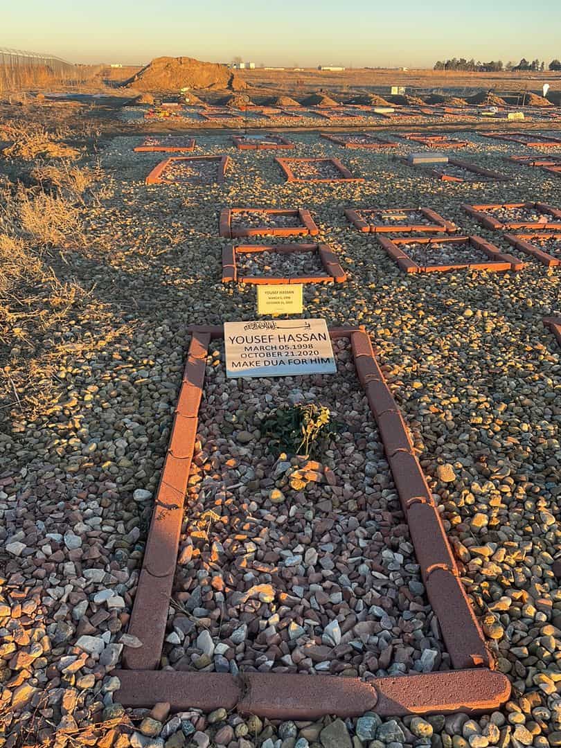 Yousef Hassan's grave. Photo 2