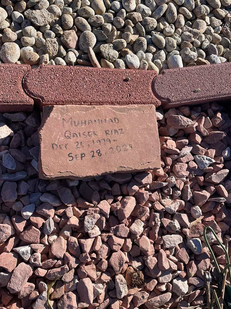 Muhammad Qaiser Riaz's grave. Photo 1