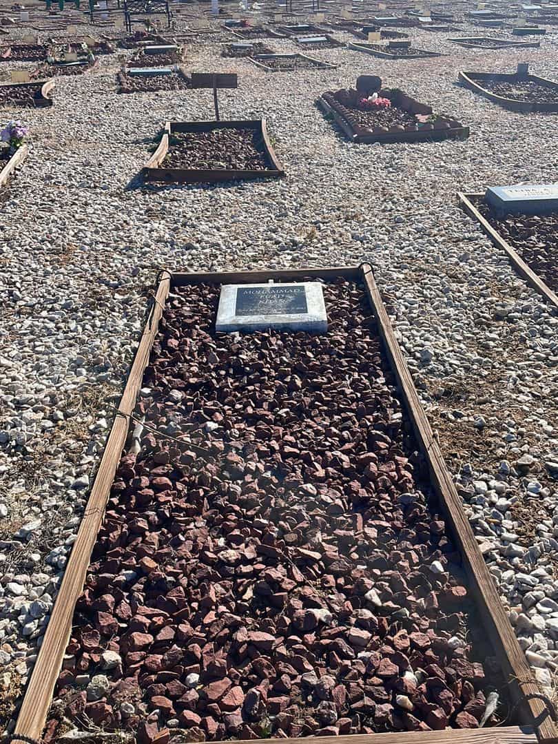 Mohammad Fuad Khan's grave. Photo 2