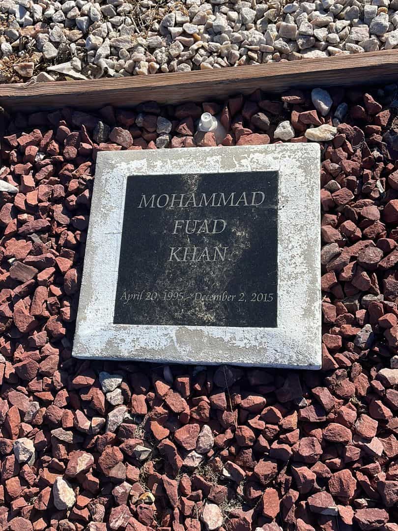 Mohammad Fuad Khan's grave. Photo 1