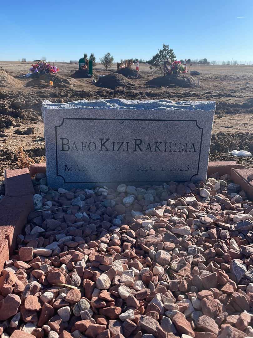 Bafo Kizi Rakhima's grave. Photo 1