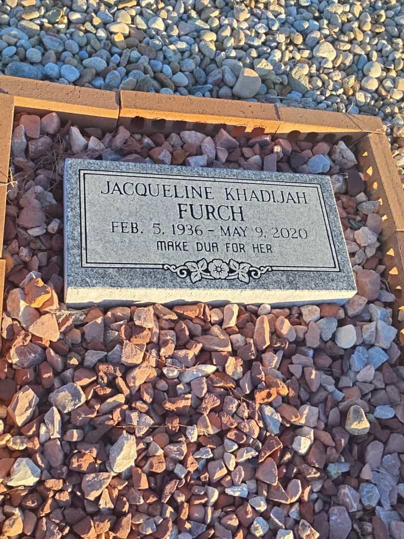 Jacqueline Khadijah Furch's grave. Photo 1