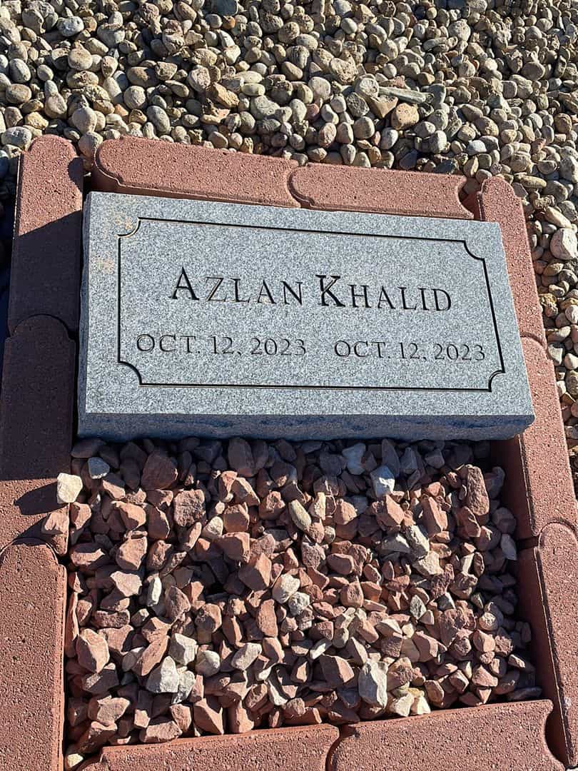 Azlan Khalid's grave. Photo 1