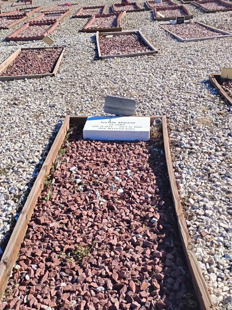 Nassir Midani's grave. Photo 2